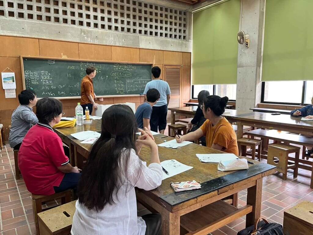 名護中央公民館 工作室で行った名護言葉講座のようす